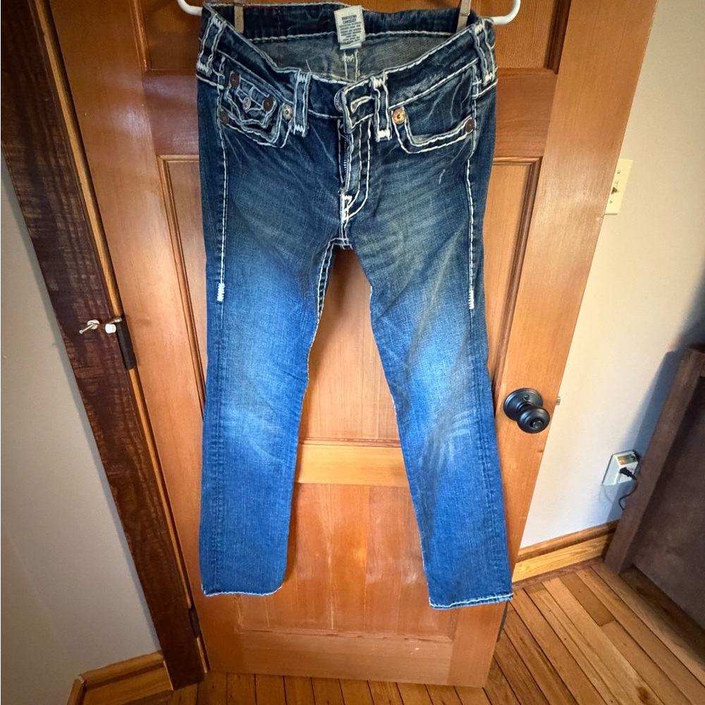 Vintage. True Religion Straight Leg Jeans in Dark Blue Denim